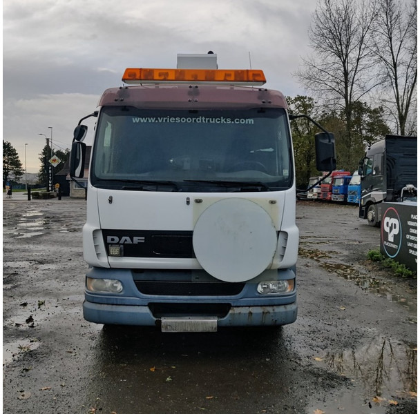 DAF CF - Грузовик с подъемником: фото 2 DAF CF - Грузовик с подъемником: фото 2