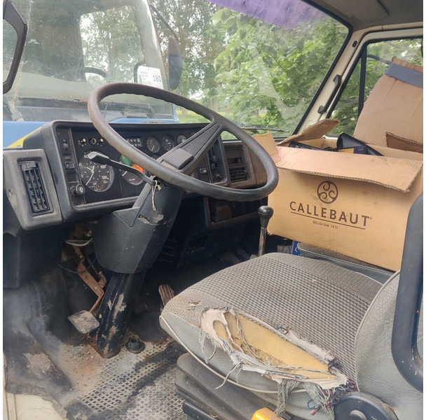 MAN 12250 - Грузовик бортовой/ Платформа: фото 2 MAN 12250 - Грузовик бортовой/ Платформа: фото 2