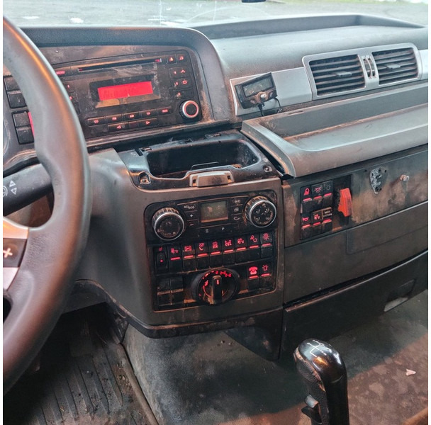 Тягач MAN TGX-18-480: фото 9