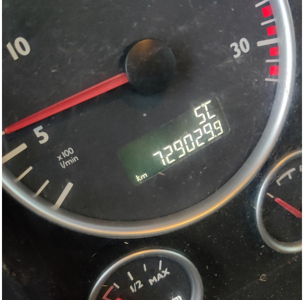 Тягач MAN TGX-18-480: фото 10