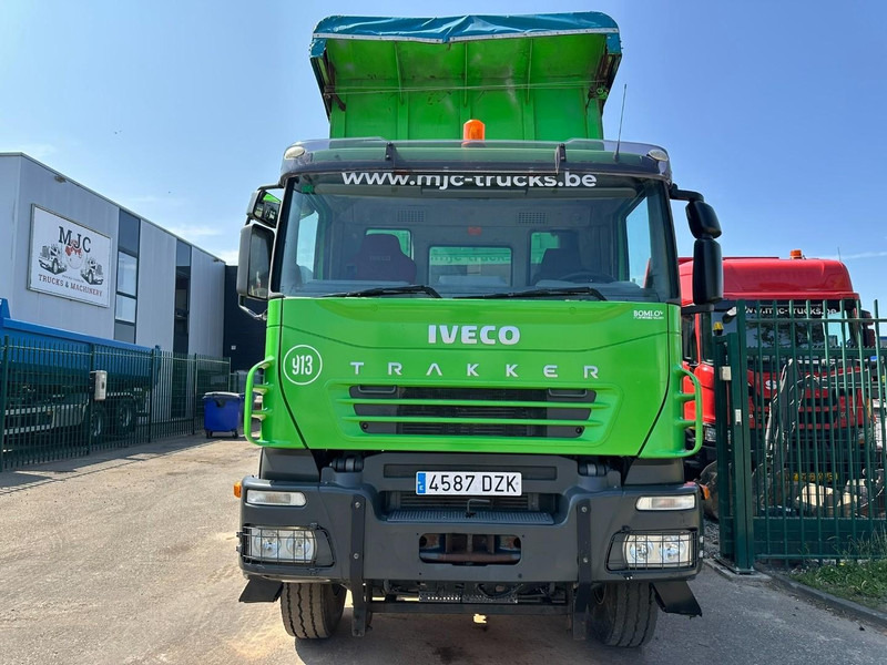 Iveco TRAKKER 310 6x4 STEEL TIPPER / KIPPER 35m³ - MANUAL ZF - BIG AXLES / HUB REDUCTION - STEEL SPRING / BLATT / LAMES - Самосвал: фото 2 Iveco TRAKKER 310 6x4 STEEL TIPPER / KIPPER 35m³ - MANUAL ZF - BIG AXLES / HUB REDUCTION - STEEL SPRING / BLATT / LAMES - Самосвал: фото 2