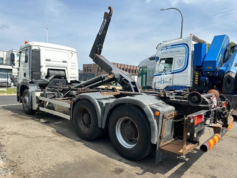 MAN TGA 33.360 6x4 HOOKLIFT - MANUAL ZF - BIG AXLES HUB REDUCTION / STEEL SPRING - BE TRUCK - Крюковой мультилифт: фото 5 MAN TGA 33.360 6x4 HOOKLIFT - MANUAL ZF - BIG AXLES HUB REDUCTION / STEEL SPRING - BE TRUCK - Крюковой мультилифт: фото 5
