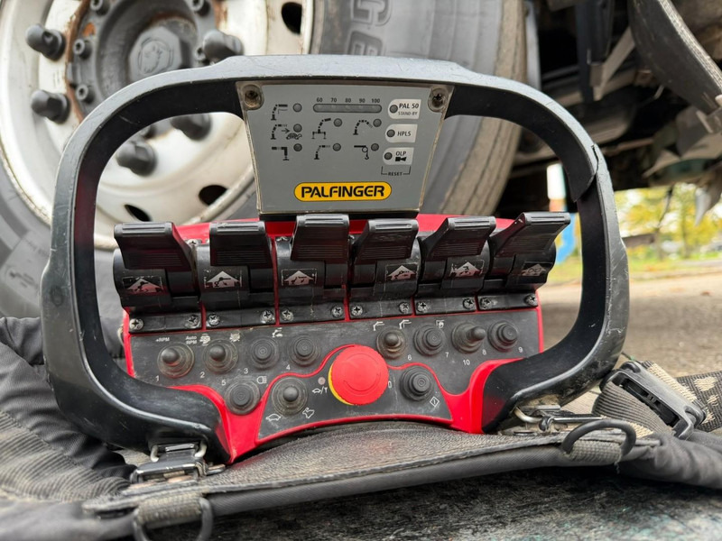 Крюковой мультилифт Scania P400 6x4 ABROLLKIPPER + KRAN PALFINGER PK9001 EH - RETARDER - 5/6F + ROTATOR + RADIO - WB 3m90 - EURO 5 - HUB REDUCTION / SPRING - BE TRUCK: фото 9 Крюковой мультилифт Scania P400 6x4 ABROLLKIPPER + KRAN PALFINGER PK9001 EH - RETARDER - 5/6F + ROTATOR + RADIO - WB 3m90 - EURO 5 - HUB REDUCTION / SPRING - BE TRUCK: фото 9