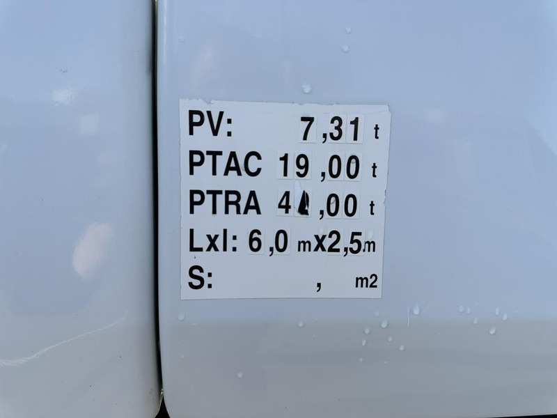 Тягач Renault PREMIUM 460 DXI + RETARDER - 642.000km - SPOILERS - 2 DIESELTANKS - A/C - GOOD CONDITION: фото 19 Тягач Renault PREMIUM 460 DXI + RETARDER - 642.000km - SPOILERS - 2 DIESELTANKS - A/C - GOOD CONDITION: фото 19