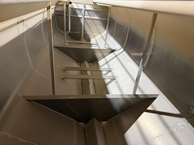 Ассенизатор Volvo FH 460 8X4 SILO KOMPRESSOR / BDF / PRITSCHE PLANE BOX 8m50 - *FULL AIR* - EURO 6 - LIFT + STEERING AXLE - BE TRUCK: фото 13 Ассенизатор Volvo FH 460 8X4 SILO KOMPRESSOR / BDF / PRITSCHE PLANE BOX 8m50 - *FULL AIR* - EURO 6 - LIFT + STEERING AXLE - BE TRUCK: фото 13