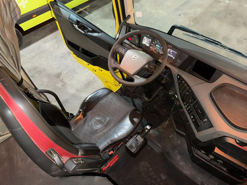 Ассенизатор Volvo FH 460 8X4 SILO KOMPRESSOR / BDF / PRITSCHE PLANE BOX 8m50 - *FULL AIR* - EURO 6 - LIFT + STEERING AXLE - BE TRUCK: фото 17 Ассенизатор Volvo FH 460 8X4 SILO KOMPRESSOR / BDF / PRITSCHE PLANE BOX 8m50 - *FULL AIR* - EURO 6 - LIFT + STEERING AXLE - BE TRUCK: фото 17