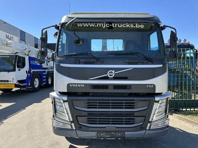 Volvo FM 420 6x4 AJK HOOKLIFT / HAAK 20T - 5760mm - WB 3m90 - *266.000km* - HUB REDUCTION / STEEL SUSPENSION - EURO 6 - BE TRUCK - Крюковой мультилифт: фото 2 Volvo FM 420 6x4 AJK HOOKLIFT / HAAK 20T - 5760mm - WB 3m90 - *266.000km* - HUB REDUCTION / STEEL SUSPENSION - EURO 6 - BE TRUCK - Крюковой мультилифт: фото 2