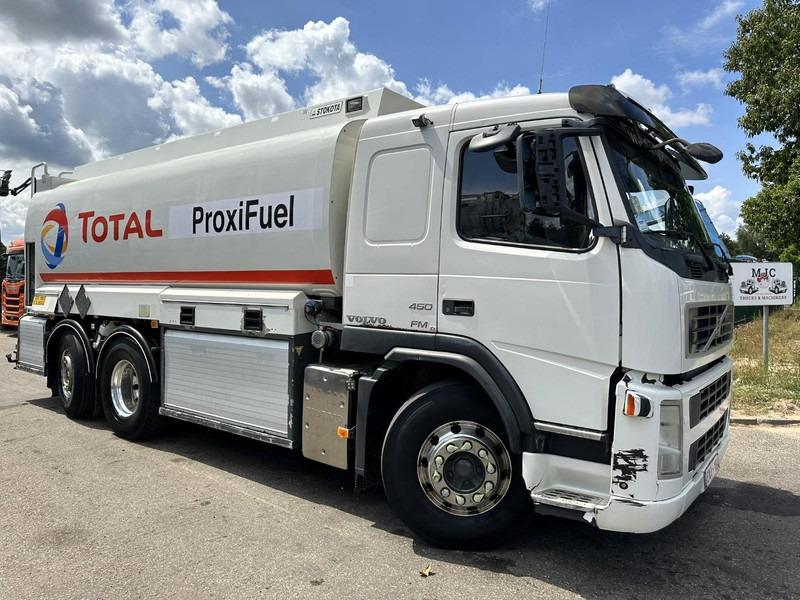 Volvo FM 450 6x2 19.000L - 5 COMP. FUEL TANKER / CITERNE - LIFT + STEERING AXLE - EURO 5 - - Грузовик-цистерна: фото 1 Volvo FM 450 6x2 19.000L - 5 COMP. FUEL TANKER / CITERNE - LIFT + STEERING AXLE - EURO 5 - - Грузовик-цистерна: фото 1