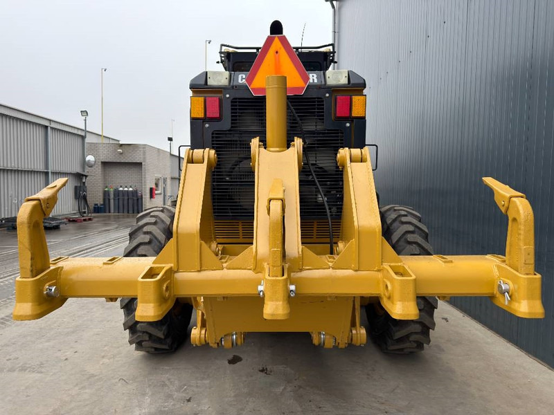 Cat 140M - Грейдер: фото 4 Cat 140M - Грейдер: фото 4