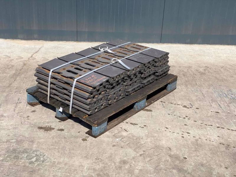 Hyundai R280 / R290 / R320 Shoes/Pads - Рама/ Шасси для Строительной техники: фото 1 Hyundai R280 / R290 / R320 Shoes/Pads - Рама/ Шасси для Строительной техники: фото 1