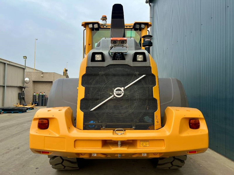 Колёсный погрузчик Volvo L90H: фото 11