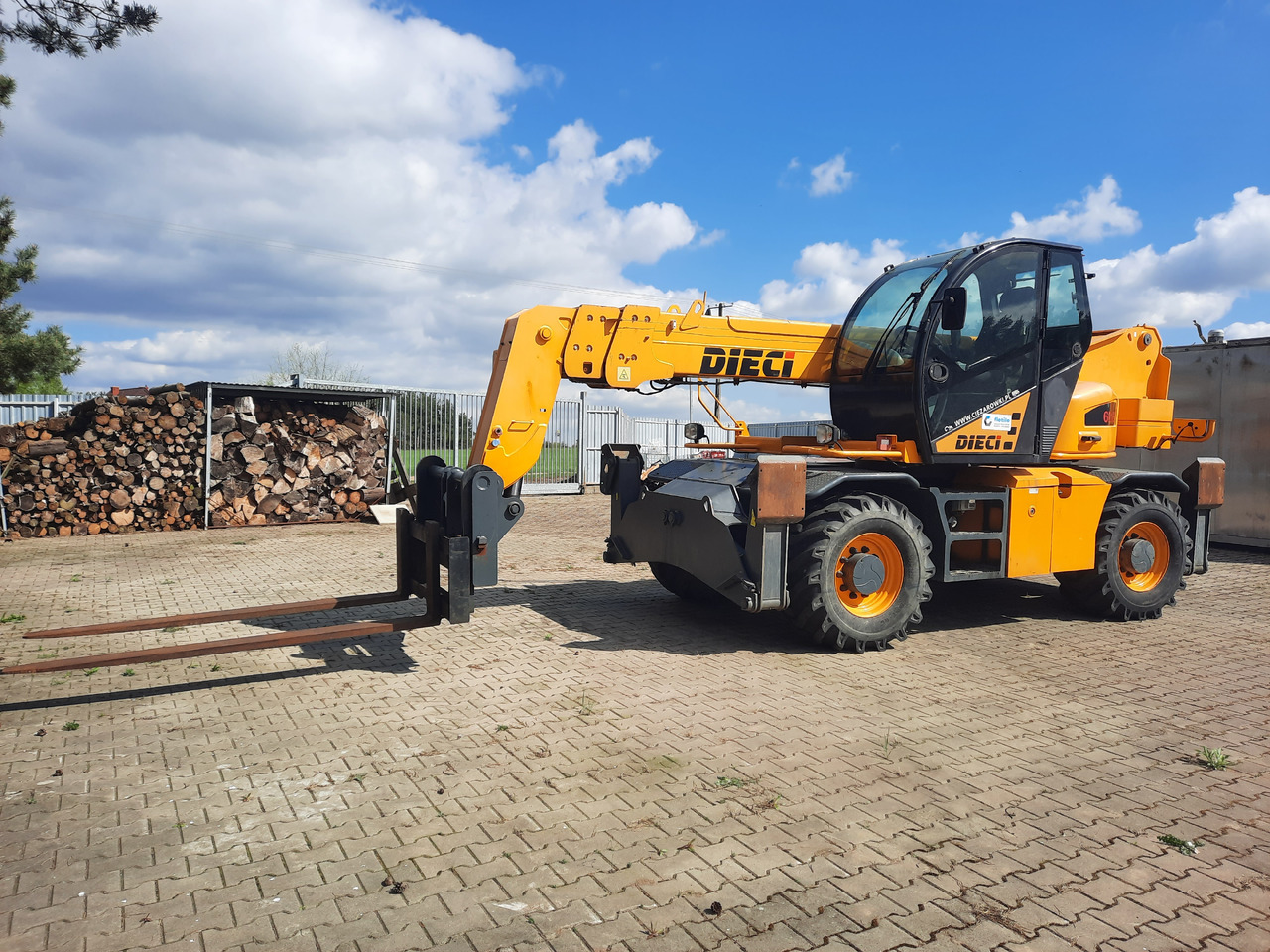 Dieci PEGASUS 60.16 (2.0) ( 6 t / 16 m) - 2016 r. - Колёсный погрузчик: фото 1 Dieci PEGASUS 60.16 (2.0) ( 6 t / 16 m) - 2016 r. - Колёсный погрузчик: фото 1