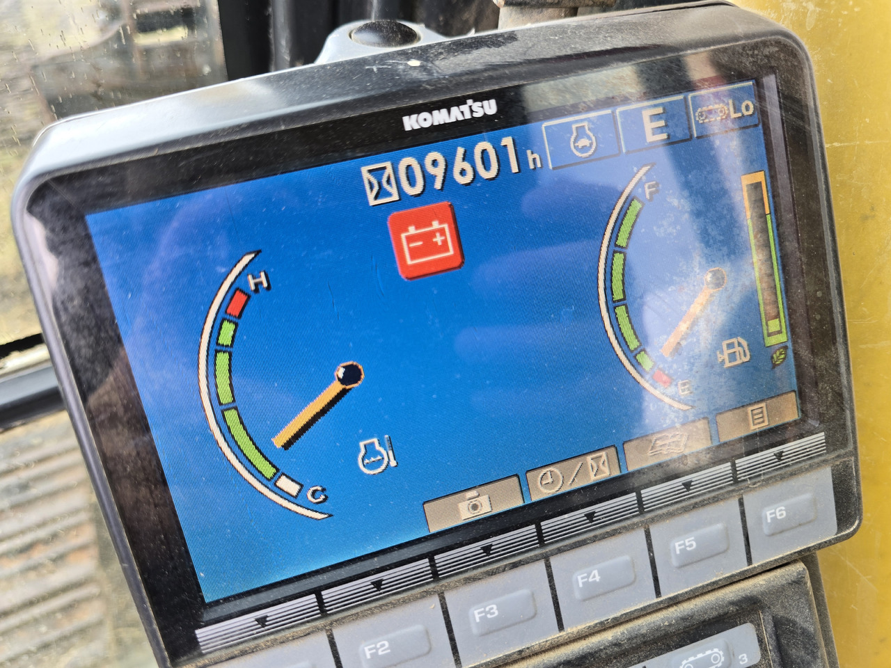 KOMATSU PS210LC-8 - Гусеничный экскаватор: фото 2 KOMATSU PS210LC-8 - Гусеничный экскаватор: фото 2