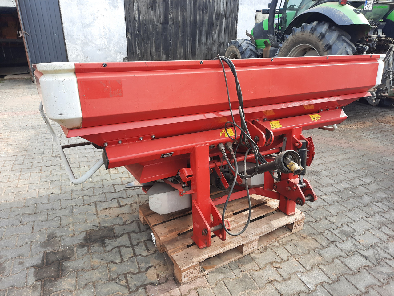 LELY CENTERLINER SX 2000 L - Разбрасыватель удобрений: фото 4 LELY CENTERLINER SX 2000 L - Разбрасыватель удобрений: фото 4