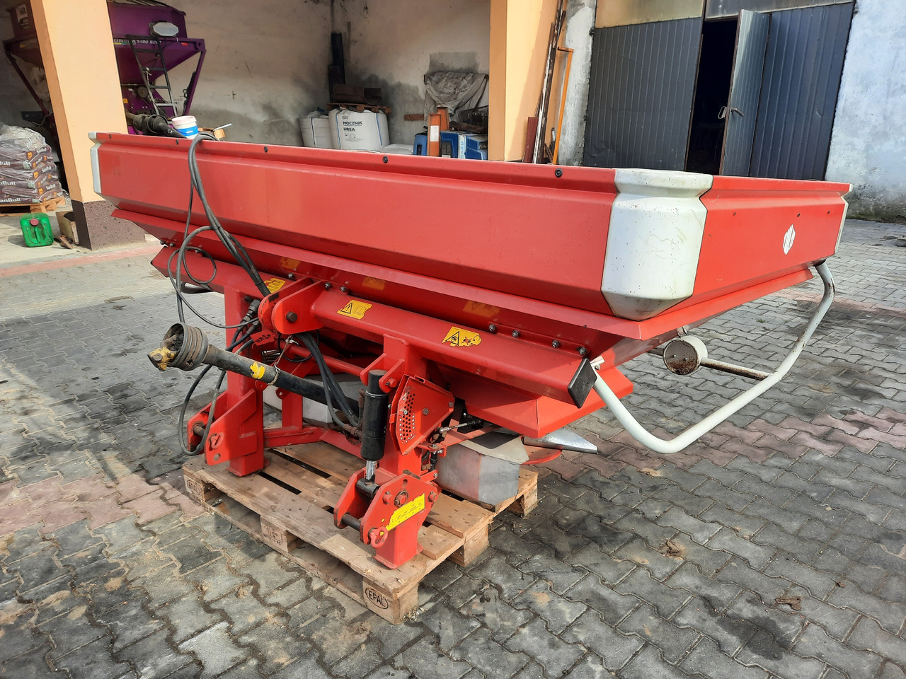 LELY CENTERLINER SX 2000 L - Разбрасыватель удобрений: фото 2 LELY CENTERLINER SX 2000 L - Разбрасыватель удобрений: фото 2