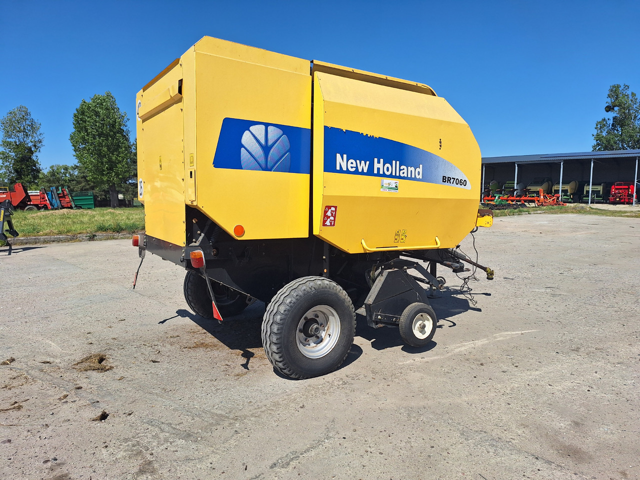 Пресс-подборщик рулонный NEW HOLLAND BR7060: фото 1