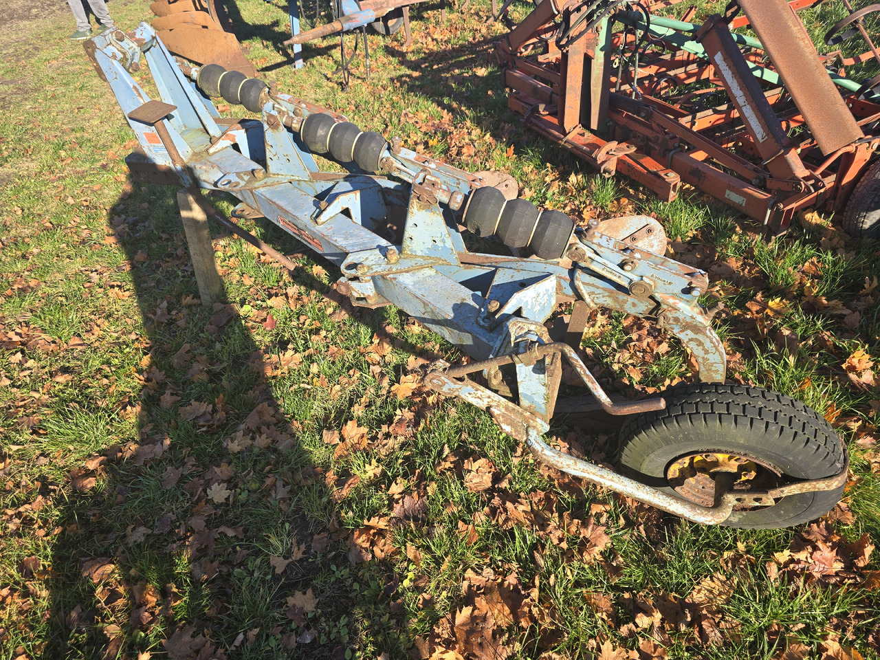 Overum 3 - Плуг: фото 5 Overum 3 - Плуг: фото 5