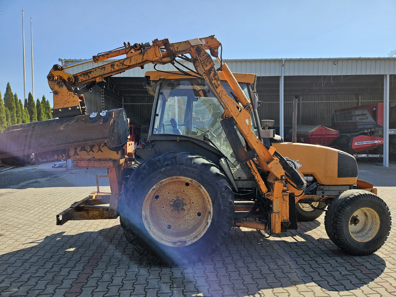 Renault Egros - Газонокосилка: фото 1 Renault Egros - Газонокосилка: фото 1