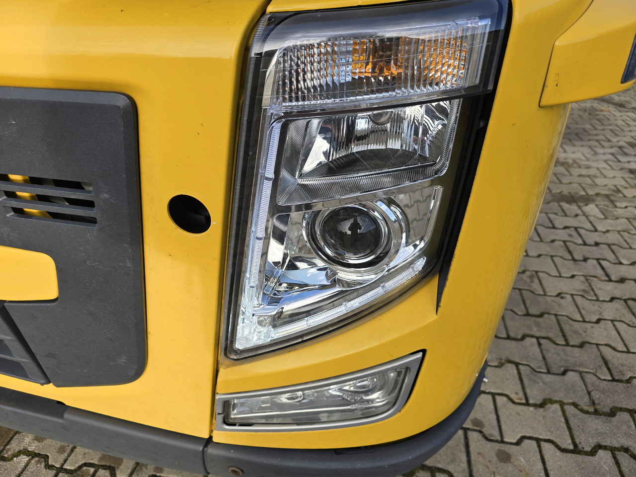 VOLVO FH 460 EEV - Тягач: фото 3 VOLVO FH 460 EEV - Тягач: фото 3