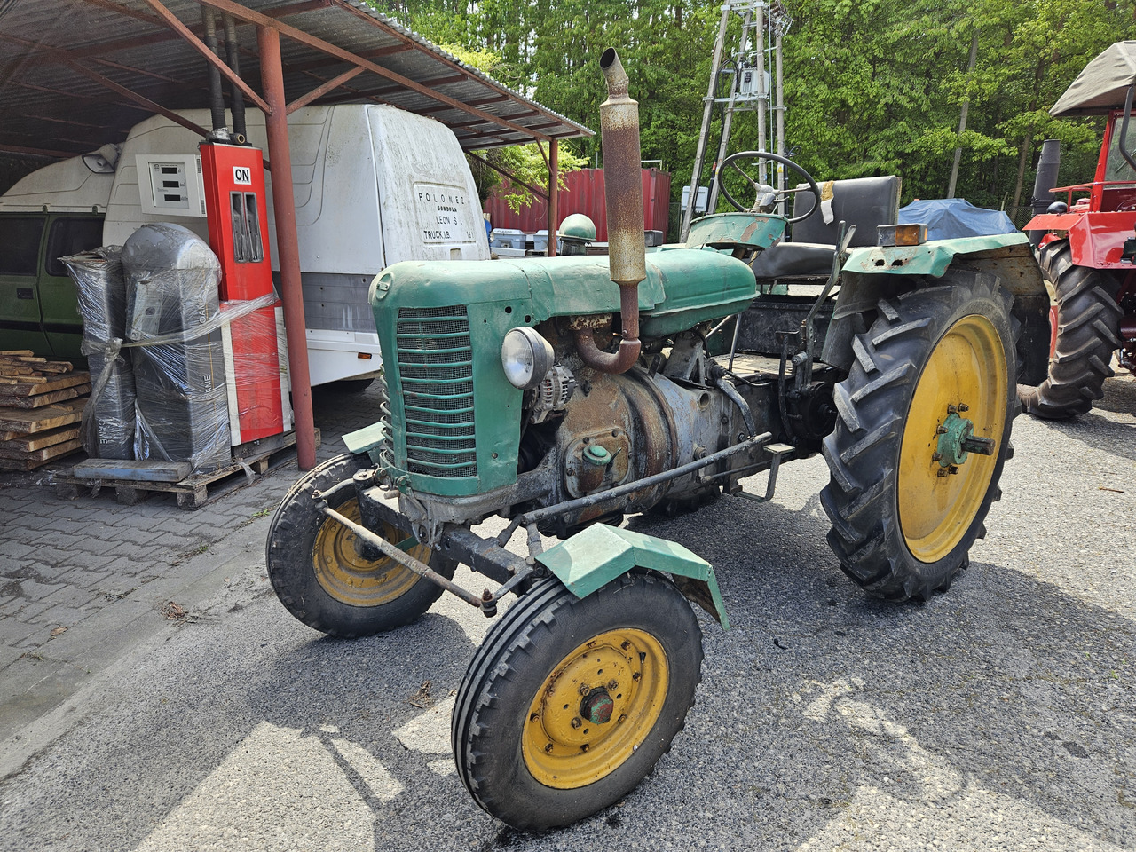 Zetor 25 - Трактор: фото 4 Zetor 25 - Трактор: фото 4