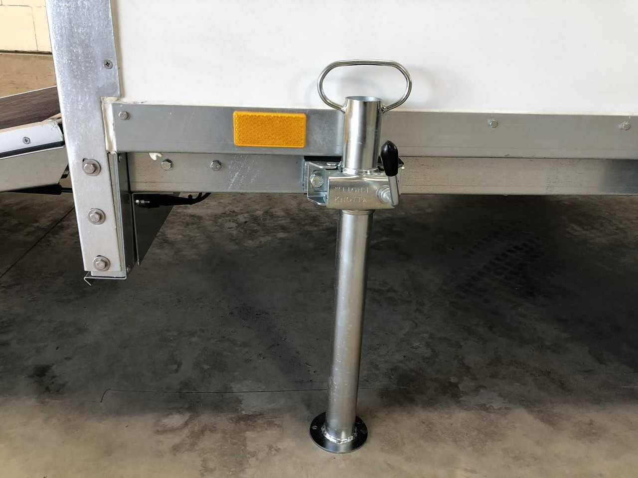 Новый Прицеп-фургон BLYSS F1336HD Rampe Tür Fenster Kofferanhänger: фото 29 Новый Прицеп-фургон BLYSS F1336HD Rampe Tür Fenster Kofferanhänger: фото 29