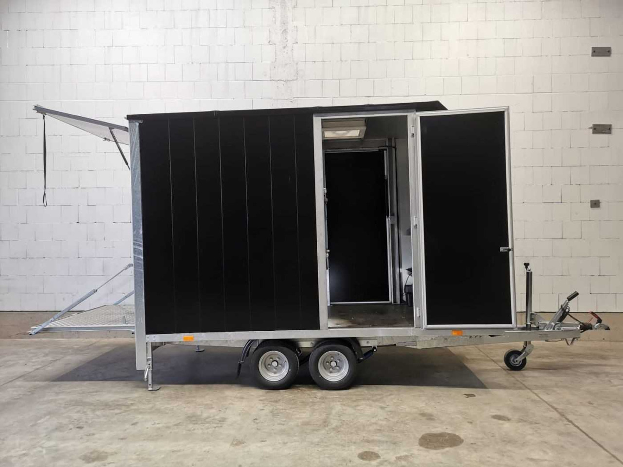 VEZEKO Kart 3 Kofferanhänger - Прицеп: фото 3 VEZEKO Kart 3 Kofferanhänger - Прицеп: фото 3