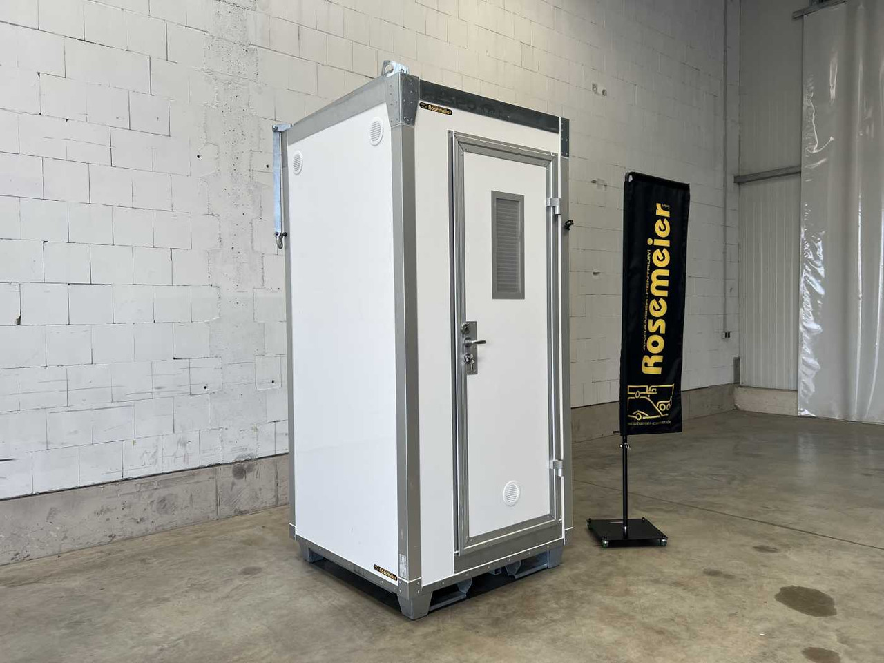 RESPO WC-Container Toilettenanhänger - Жилой контейнер: фото 4 RESPO WC-Container Toilettenanhänger - Жилой контейнер: фото 4