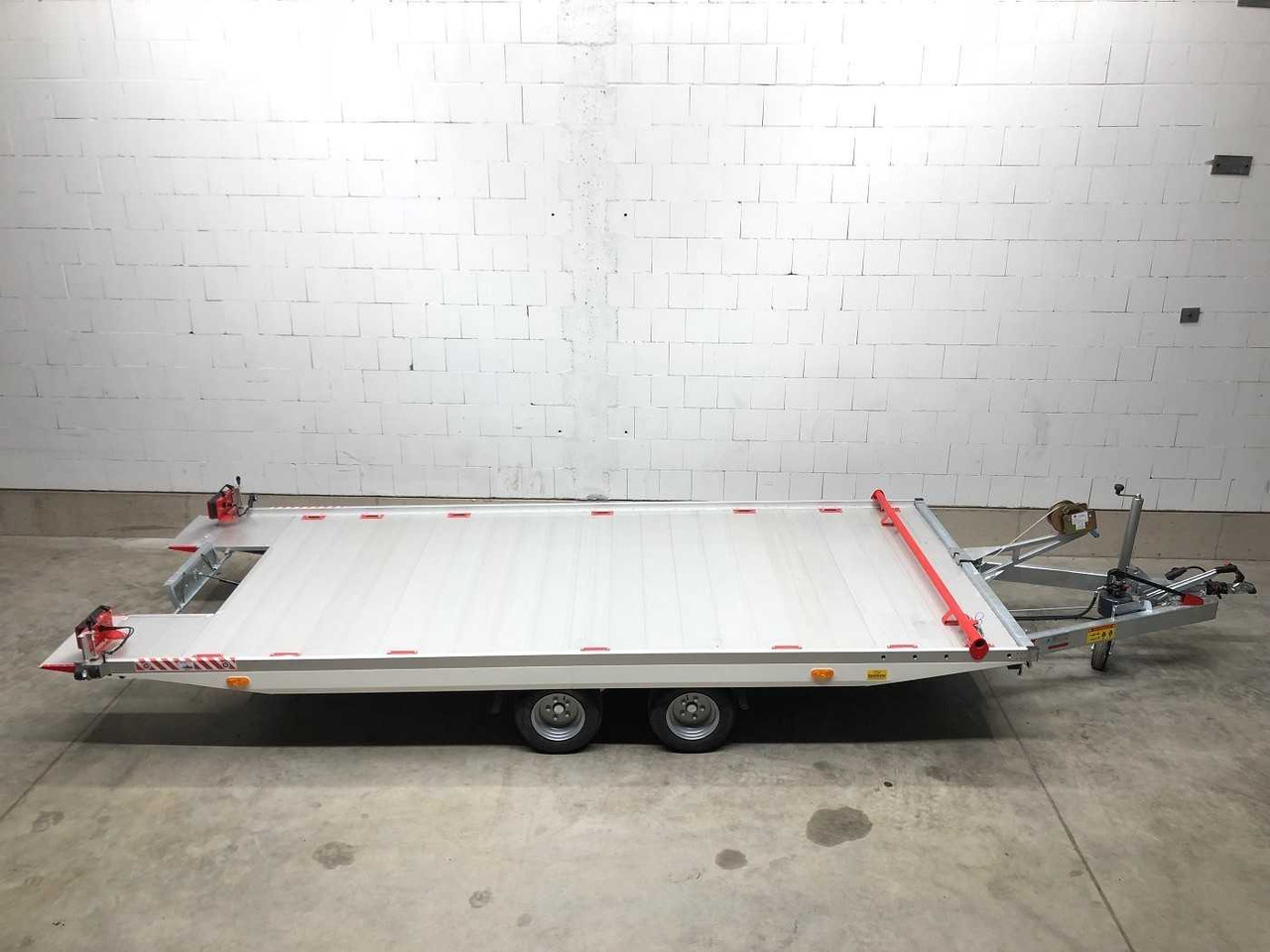 VEZEKO Imola 27.43 Autotransporter - Прицеп-автовоз: фото 2 VEZEKO Imola 27.43 Autotransporter - Прицеп-автовоз: фото 2