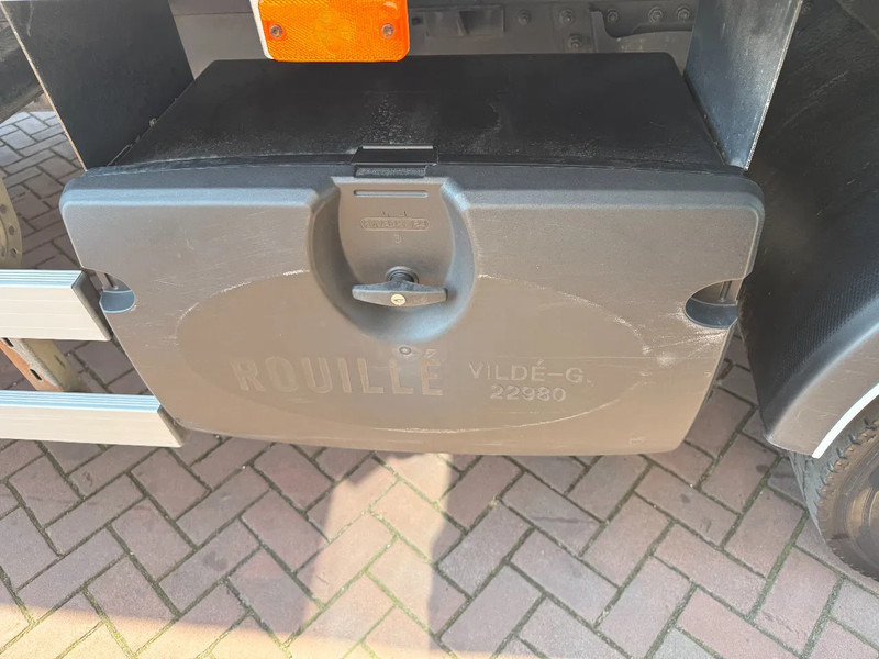 DAF LF 55.250 LF55-250 Box with lift / Manual gearbox Euro5 - Грузовик с закрытым кузовом: фото 5 DAF LF 55.250 LF55-250 Box with lift / Manual gearbox Euro5 - Грузовик с закрытым кузовом: фото 5