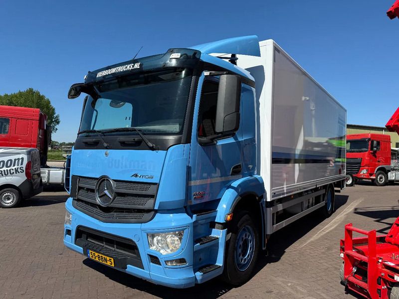 Mercedes-Benz Antos Antos 1824L Koffer mit 2 Tons Ladebordwand TUV/10-25 / Holland Truck - Грузовик с закрытым кузовом: фото 4 Mercedes-Benz Antos Antos 1824L Koffer mit 2 Tons Ladebordwand TUV/10-25 / Holland Truck - Грузовик с закрытым кузовом: фото 4