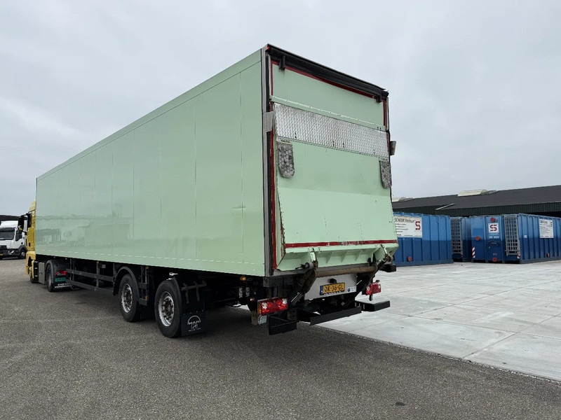 Schmitz Cargobull 2-Assige gestuurde bloemen/planten oplegger met 2 tons klep en kachel NIEUWE APK!!!!!!!!! - Полуприцеп-рефрижератор: фото 2 Schmitz Cargobull 2-Assige gestuurde bloemen/planten oplegger met 2 tons klep en kachel NIEUWE APK!!!!!!!!! - Полуприцеп-рефрижератор: фото 2