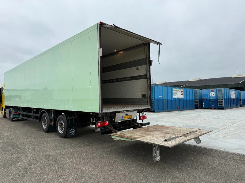 Schmitz Cargobull 2-Assige gestuurde bloemen/planten oplegger met 2 tons klep en kachel NIEUWE APK!!!!!!!!! - Полуприцеп-рефрижератор: фото 4 Schmitz Cargobull 2-Assige gestuurde bloemen/planten oplegger met 2 tons klep en kachel NIEUWE APK!!!!!!!!! - Полуприцеп-рефрижератор: фото 4