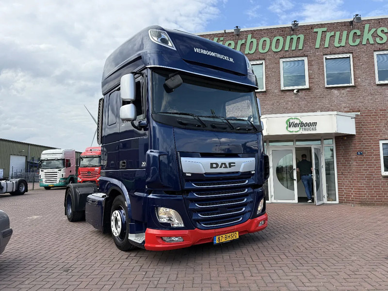 DAF XF 440 XF440 4X2 SSC LOWDECK / ONLY 577TKM / RETARDER / TUV 7-2026!!!!!!!!!!! - Тягач: фото 1 DAF XF 440 XF440 4X2 SSC LOWDECK / ONLY 577TKM / RETARDER / TUV 7-2026!!!!!!!!!!! - Тягач: фото 1