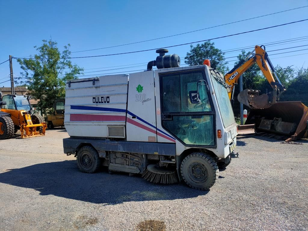 DULEVO 200-4 - Подметально-уборочная машина: фото 5 DULEVO 200-4 - Подметально-уборочная машина: фото 5