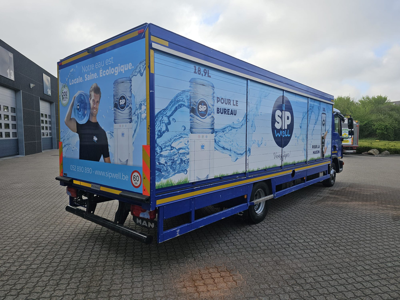 MAN TGL 12.190 - Грузовик с закрытым кузовом: фото 3 MAN TGL 12.190 - Грузовик с закрытым кузовом: фото 3