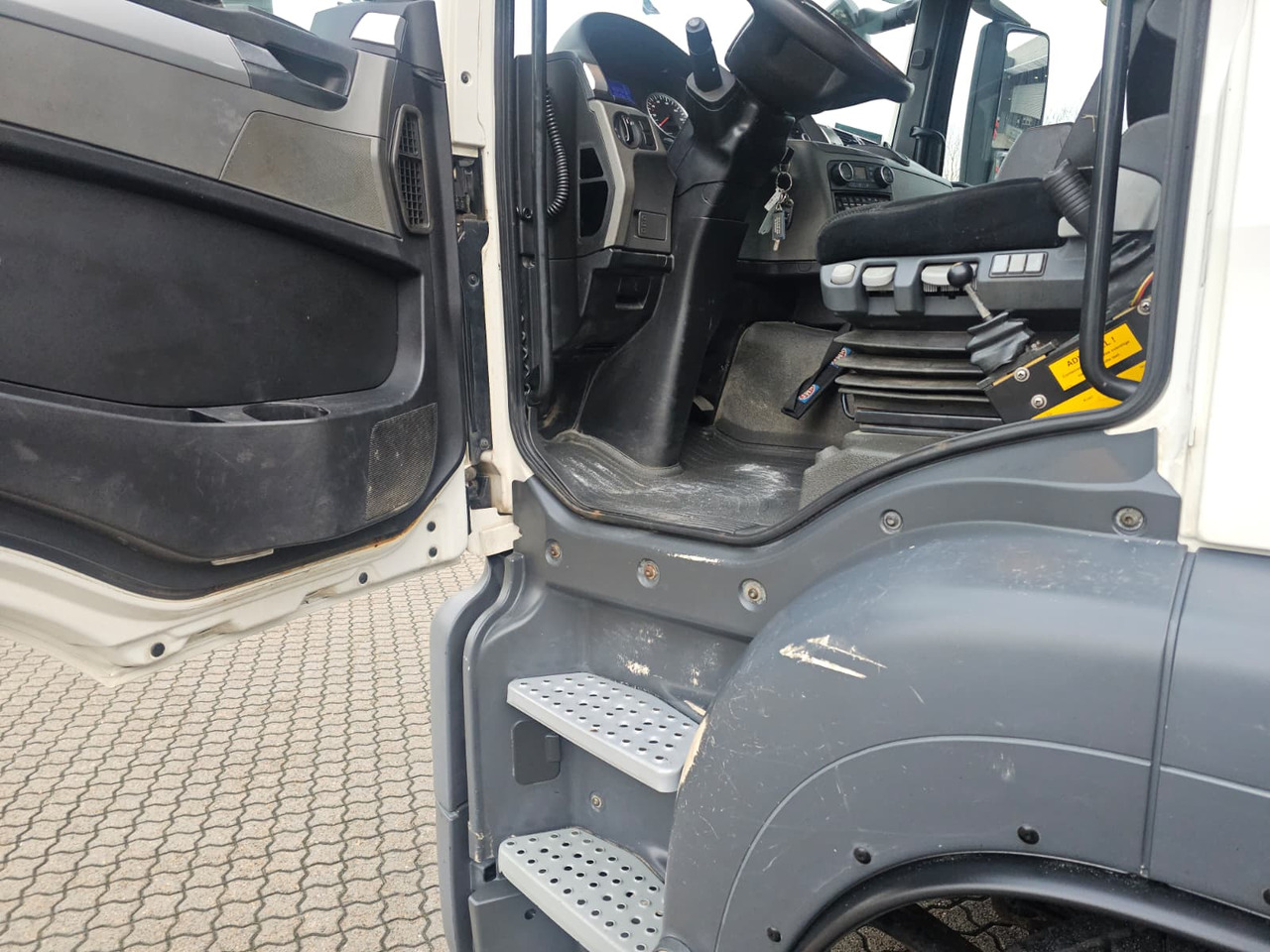 MAN TGS 26.400 6X2-4 - Грузовик-контейнеровоз/ Сменный кузов: фото 5 MAN TGS 26.400 6X2-4 - Грузовик-контейнеровоз/ Сменный кузов: фото 5