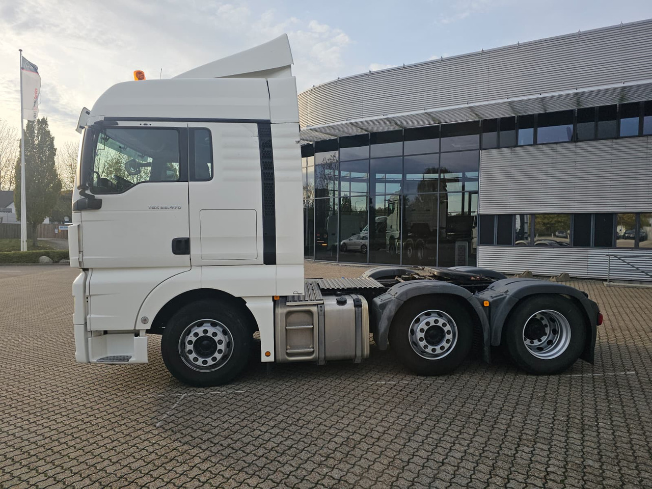 MAN TGX 26.470 - Тягач: фото 4 MAN TGX 26.470 - Тягач: фото 4