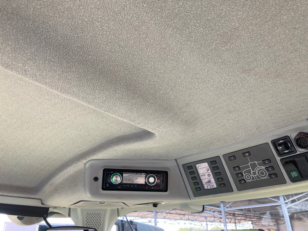 Трактор CLAAS Axion 830 CMATIC: фото 10 Трактор CLAAS Axion 830 CMATIC: фото 10