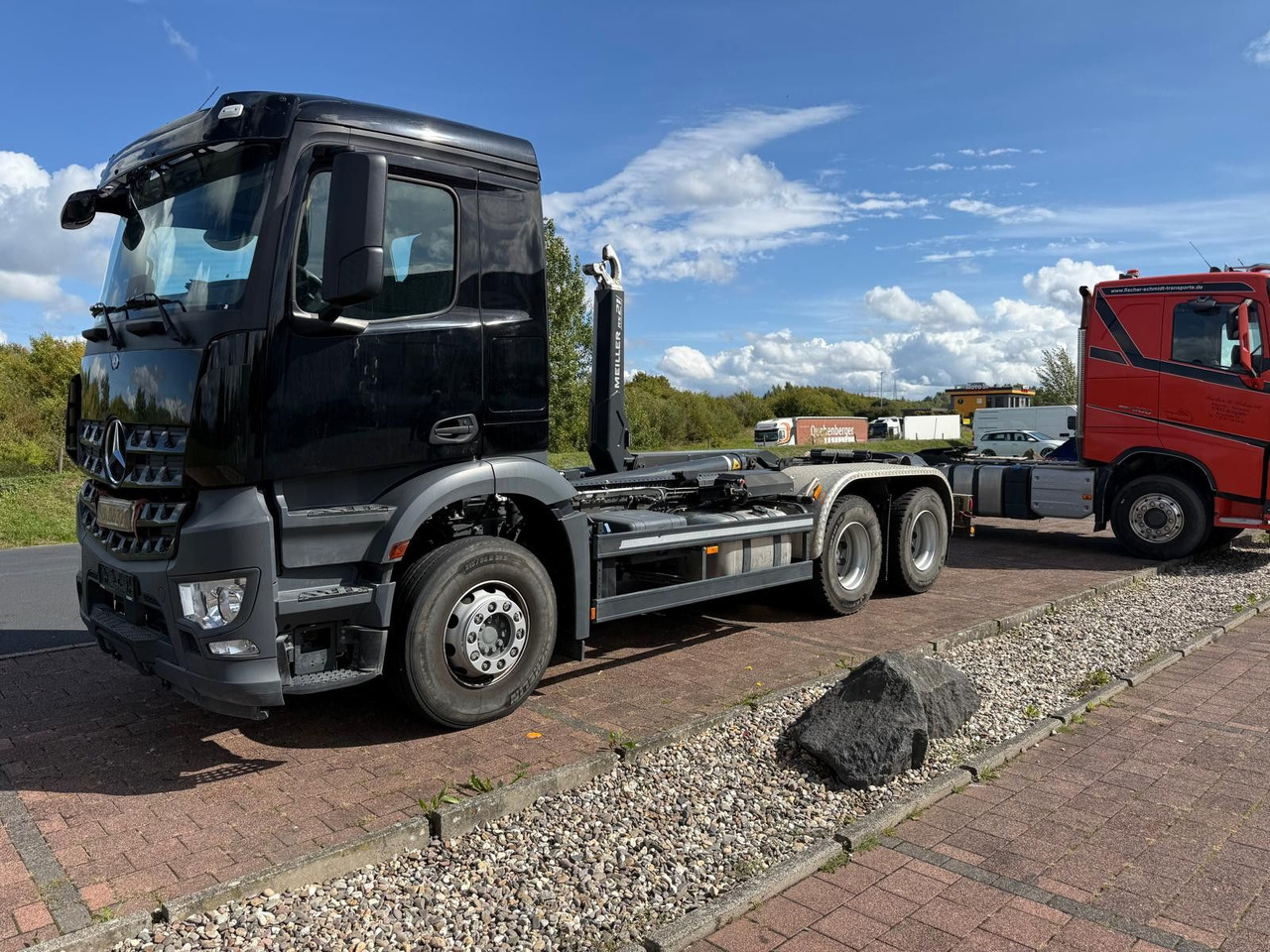 Mercedes-Benz Arocs 5 2648 Meiller Hakenlift 21-60 neuwertig - Крюковой мультилифт: фото 2 Mercedes-Benz Arocs 5 2648 Meiller Hakenlift 21-60 neuwertig - Крюковой мультилифт: фото 2