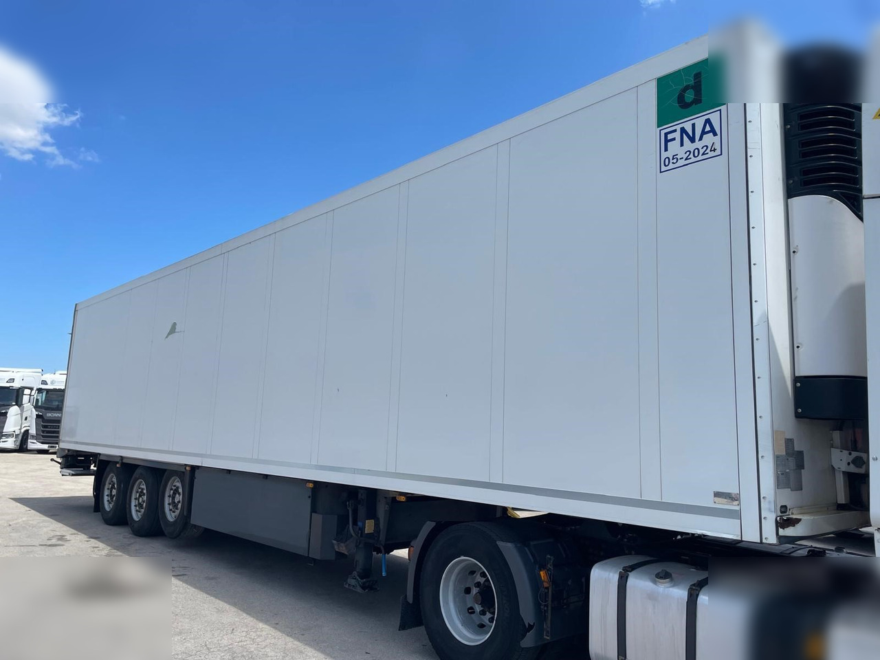 SCHMITZ - Полуприцеп-рефрижератор: фото 1 SCHMITZ - Полуприцеп-рефрижератор: фото 1