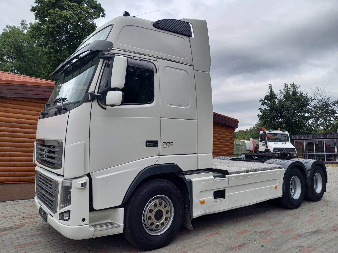 VOLVO FH 16, 6x4, 700, HÜDRAULIKA - Тягач: фото 3 VOLVO FH 16, 6x4, 700, HÜDRAULIKA - Тягач: фото 3