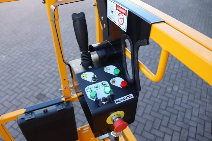 Haulotte Compact 10N Valid Inspection, *Guarantee! 10m Work - Ножничный подъемник: фото 5 Haulotte Compact 10N Valid Inspection, *Guarantee! 10m Work - Ножничный подъемник: фото 5