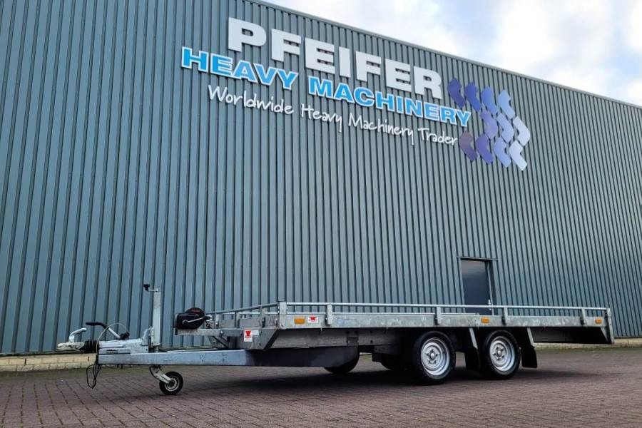 Saris C2700 2 Axel Trailer, Maximum payload: 2045 kg, In - Прицеп для легкового автомобиля: фото 1 Saris C2700 2 Axel Trailer, Maximum payload: 2045 kg, In - Прицеп для легкового автомобиля: фото 1