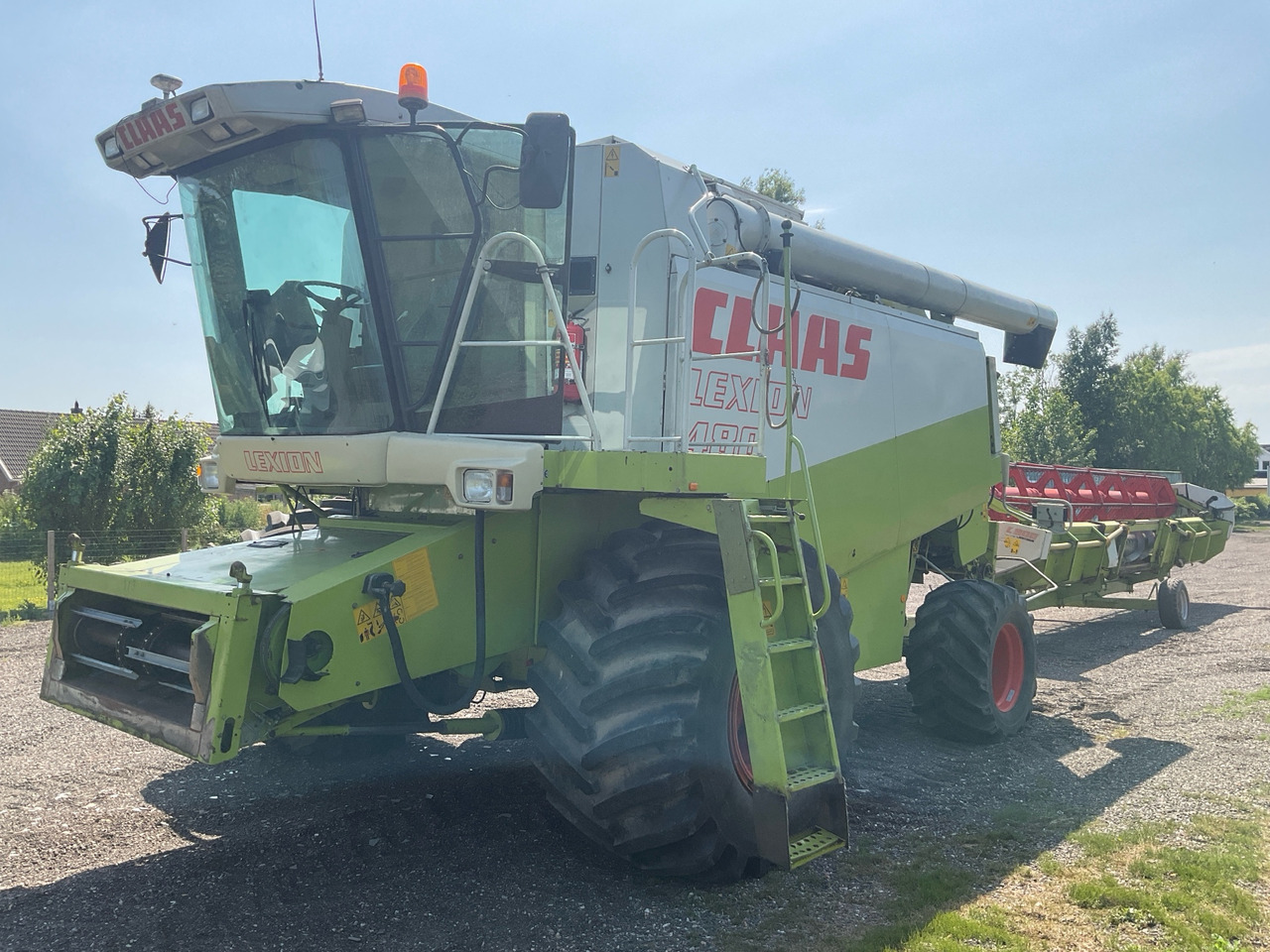 Claas Lexion 480 - Зерноуборочный комбайн: фото 1 Claas Lexion 480 - Зерноуборочный комбайн: фото 1