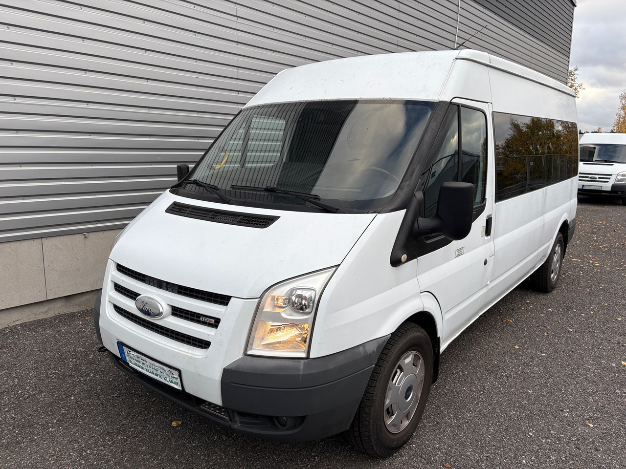 Ford Transit - Микроавтобус, Пассажирский фургон: фото 1 Ford Transit - Микроавтобус, Пассажирский фургон: фото 1