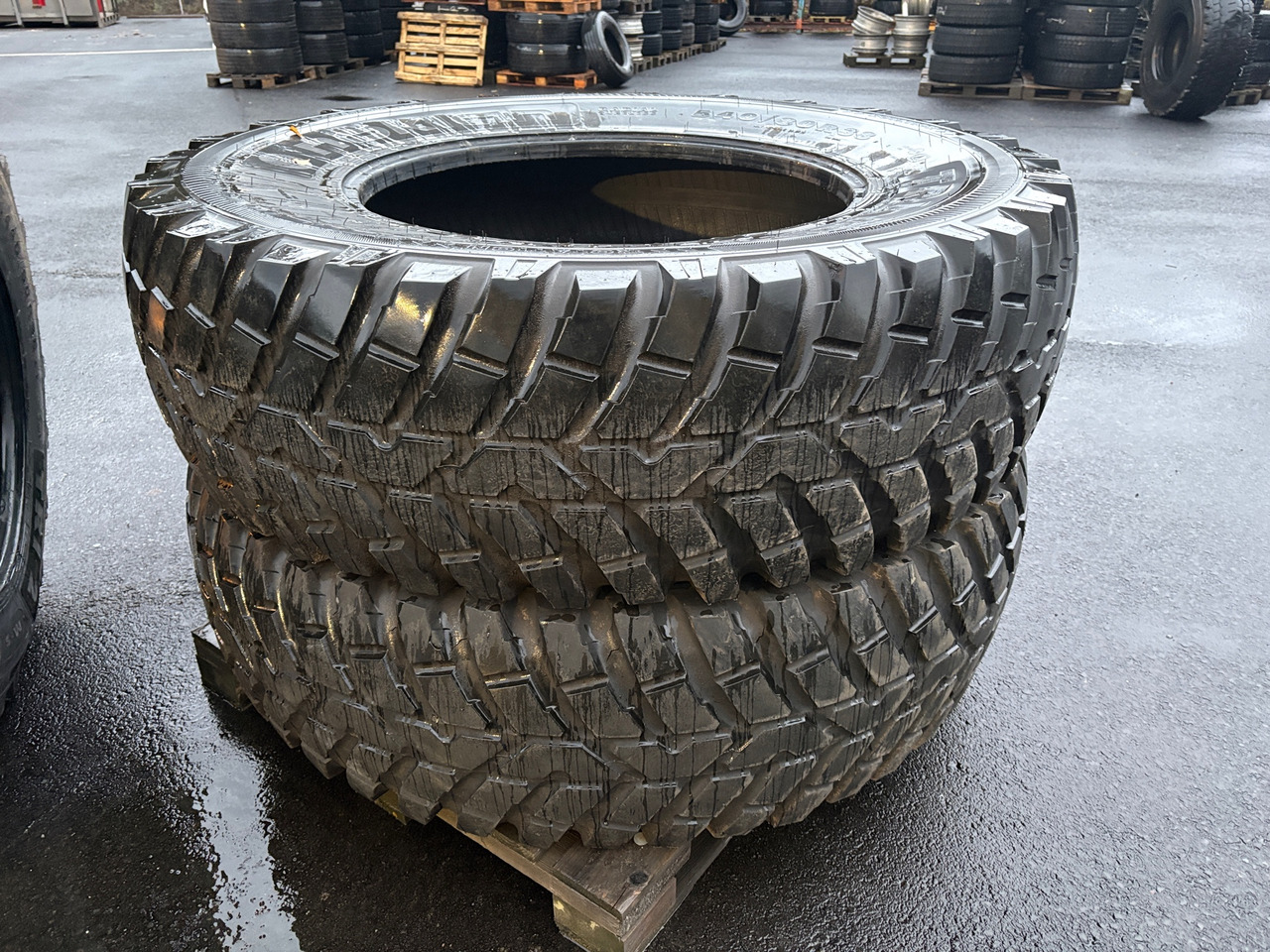 Nokian TRI2 540/80 R38 - Шина для Сельскохозяйственной техники: фото 1 Nokian TRI2 540/80 R38 - Шина для Сельскохозяйственной техники: фото 1