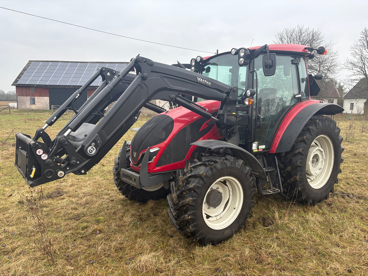 Valtra A95 HiTech - Трактор: фото 1 Valtra A95 HiTech - Трактор: фото 1
