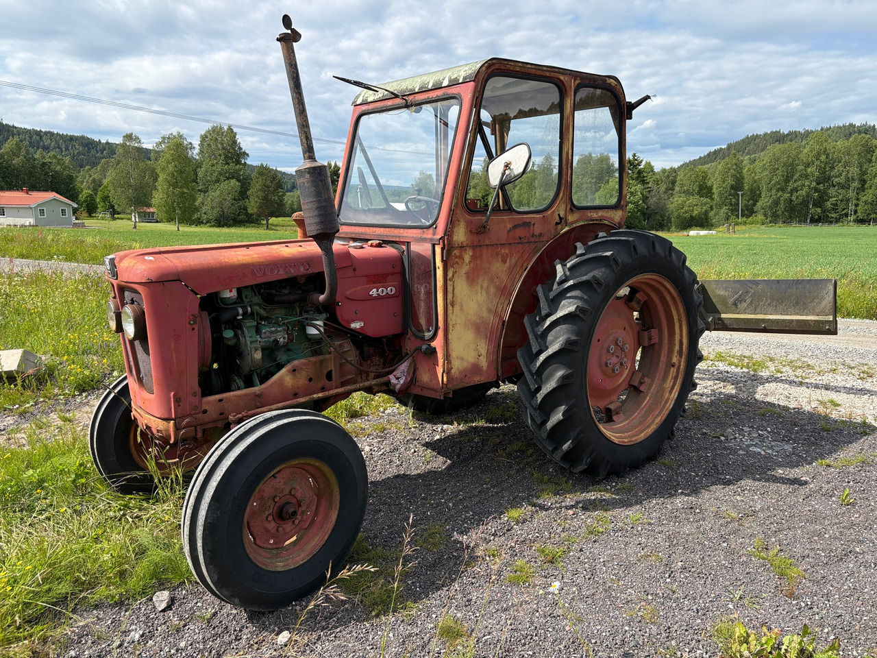 Volvo BM 400 - Трактор: фото 1 Volvo BM 400 - Трактор: фото 1