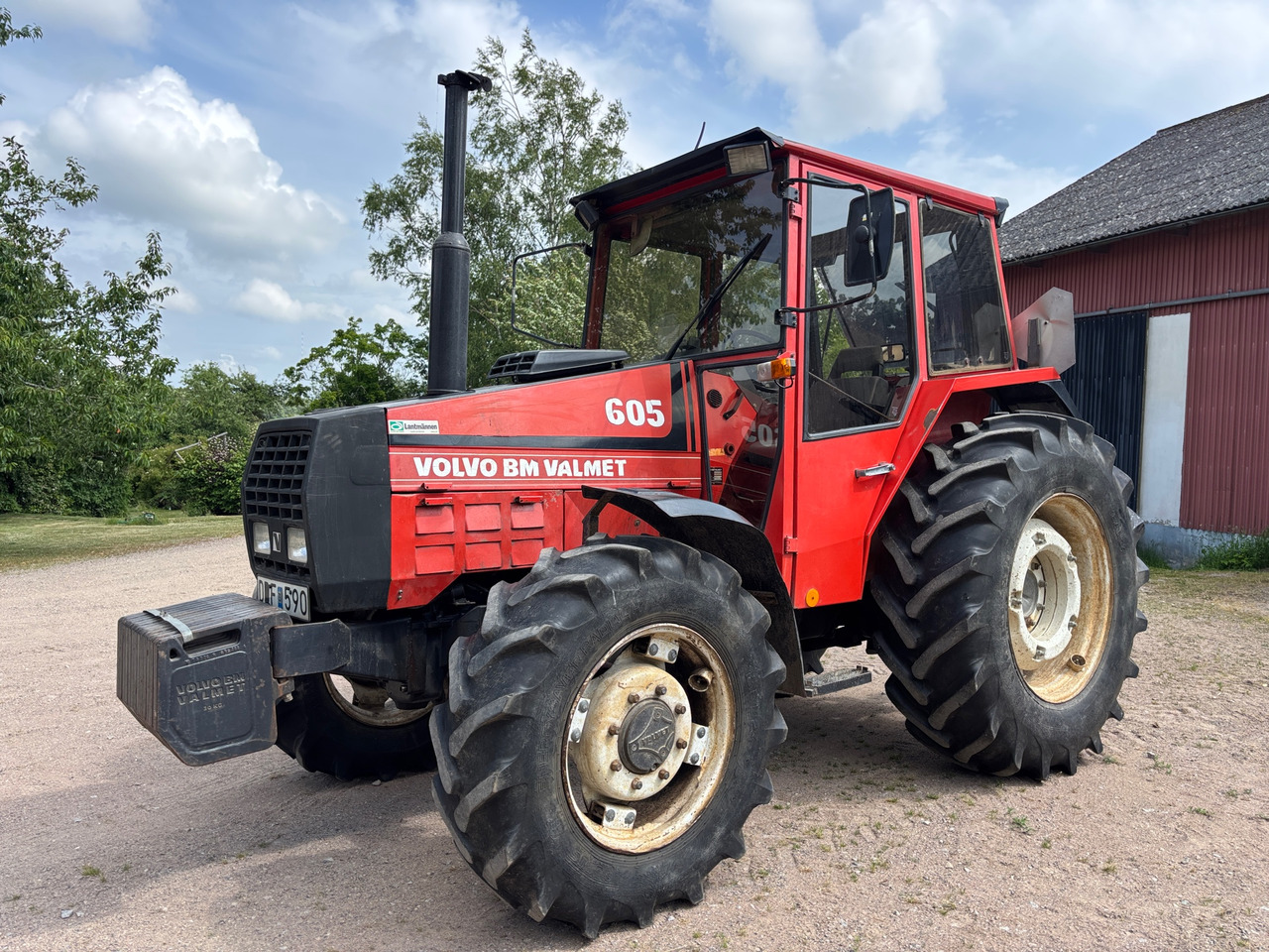 Volvo BM Valmet 605-4 - Трактор: фото 1 Volvo BM Valmet 605-4 - Трактор: фото 1