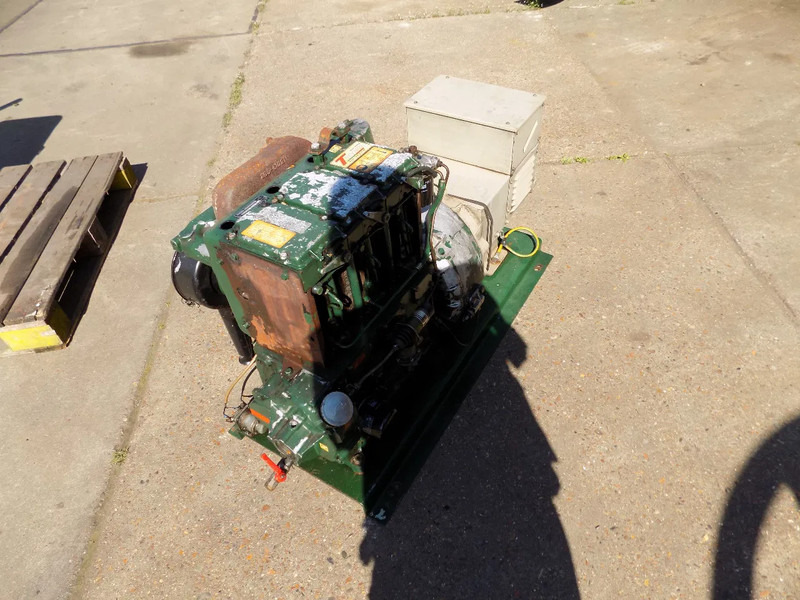 Lister aggregaat 3 cill. lister 25 kva met stamford dynamo keuze uit 2 stuks - Электрогенератор: фото 4 Lister aggregaat 3 cill. lister 25 kva met stamford dynamo keuze uit 2 stuks - Электрогенератор: фото 4